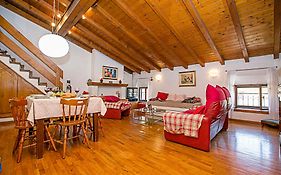 Residenza Rocca Del Lago 2 - Happy Rentals